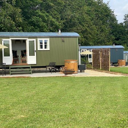 The Bibury - Westwell Downs Shepherd Huts Oxford Exterior foto